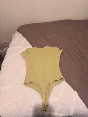 Abercrombie & Fitch Short Sleeve Bodysuit in Light Olive